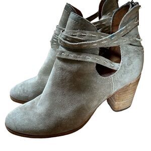 FRYE Women's Naomi Pickstitch Shootie Ankle Boot Ash Grey Suede Size 6 GUC